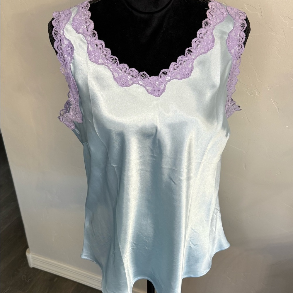 Y2K Dialogue Satin Tank in Blue with Purple Trim. Size Large